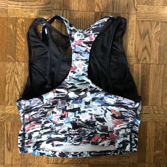 Lululemon athletic workout tank - Picture 2 of 3